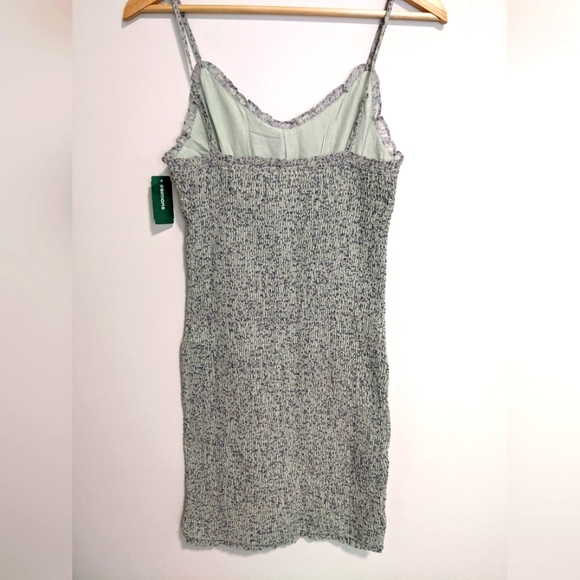 BNWT Simon's smocked dress - Picture 5 of 7